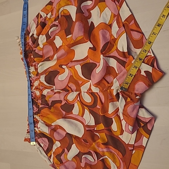 LIKE NEW AVA & VIV Mod Retro-Inspo Linen Blend High Waist Shorts - Picture 5 of 11